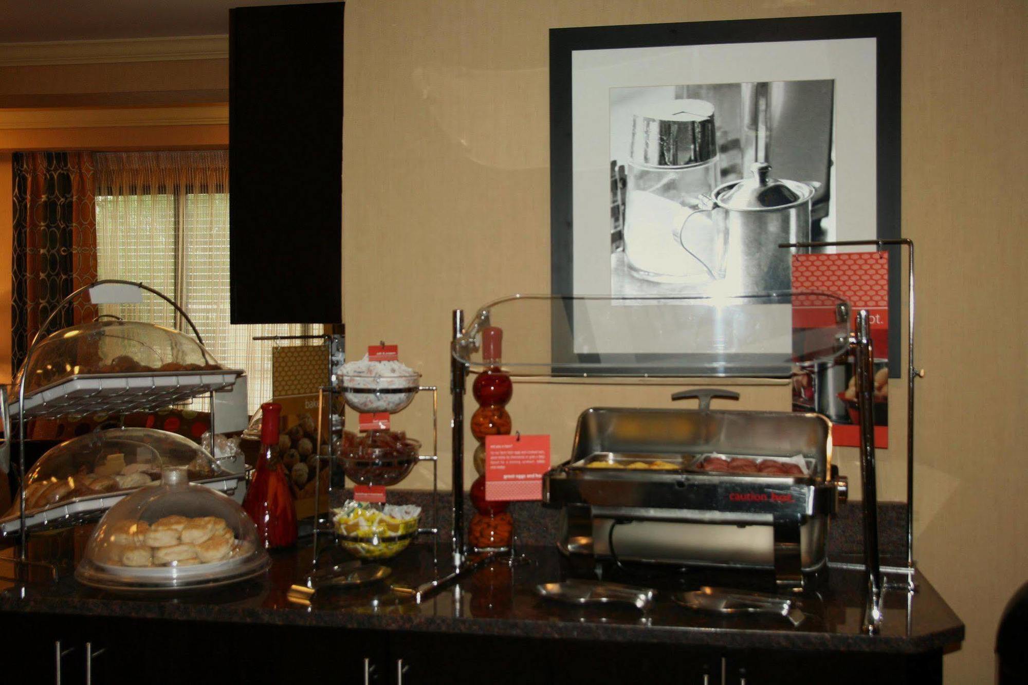 Hampton Inn Dalton Restoran foto